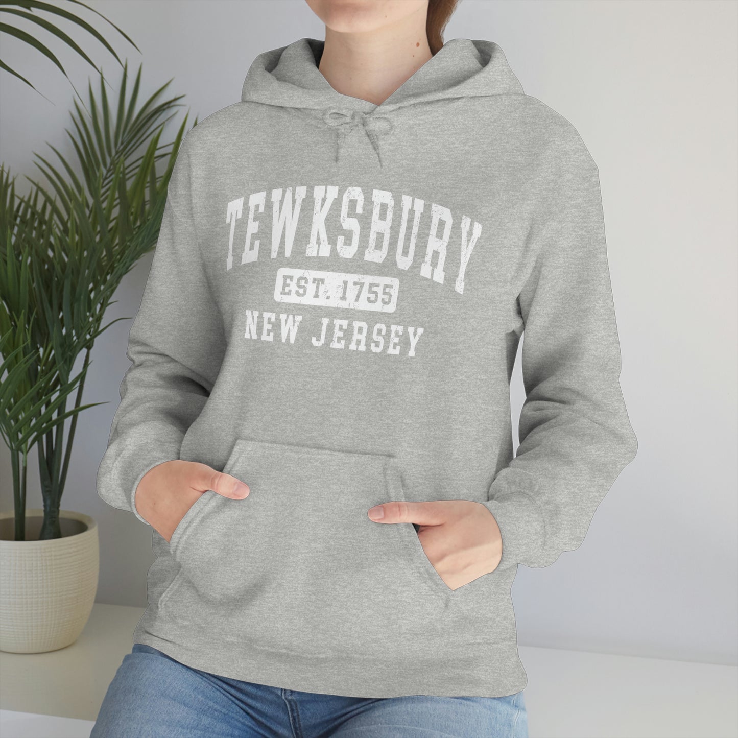 Unisex Heavy Blend™ Hooded Sweatshirt - Tewksbury Classic