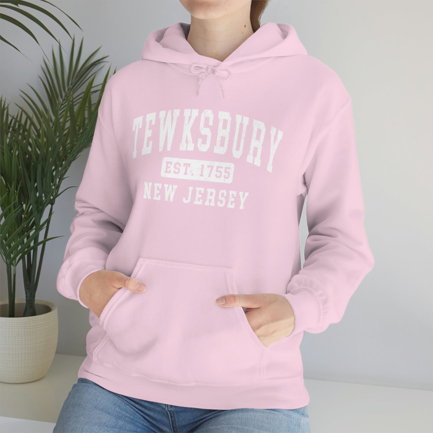 Unisex Heavy Blend™ Hooded Sweatshirt - Tewksbury Classic